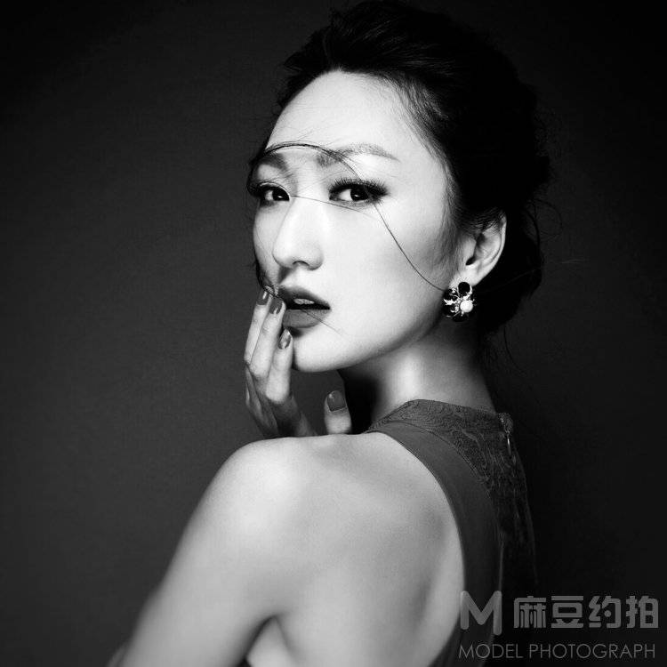 妆容模特