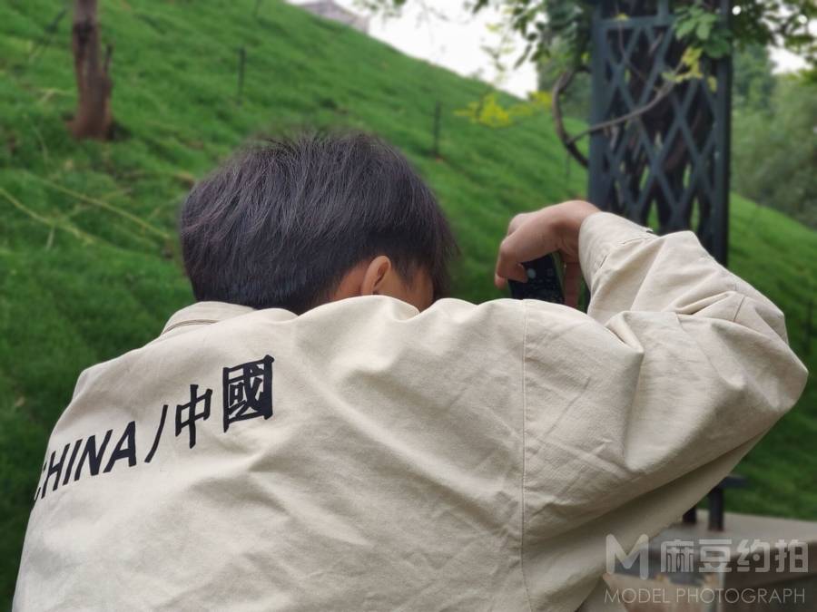 黑白模特