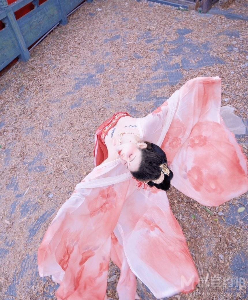 古风模特
