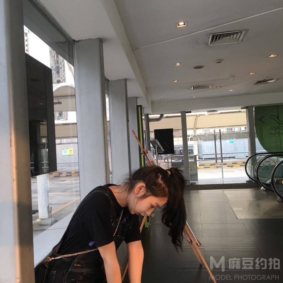 校园模特