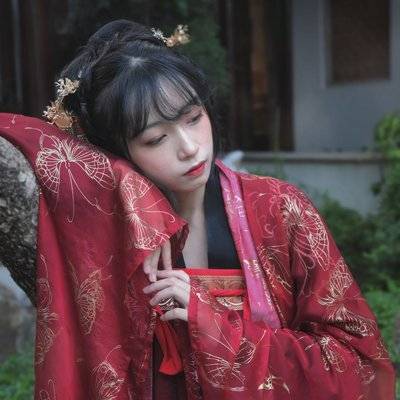 汉服模特
