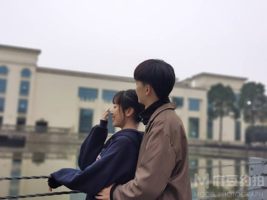 情侣模特