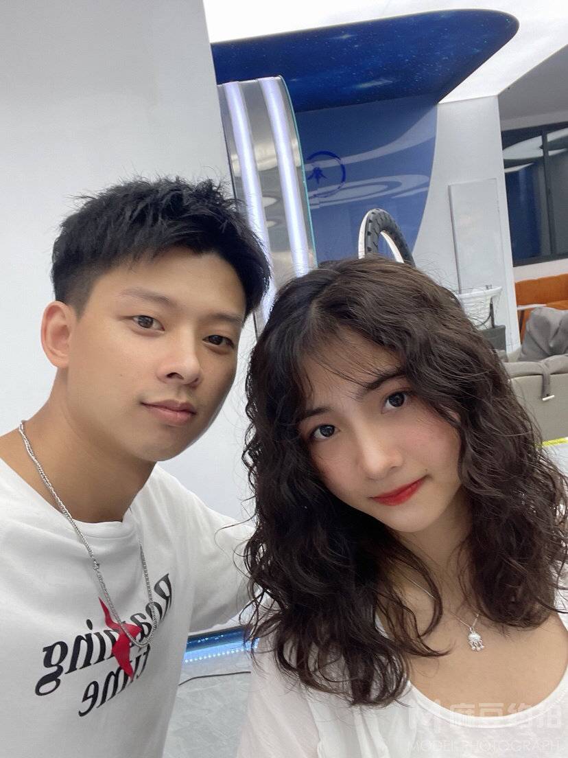 妆容模特