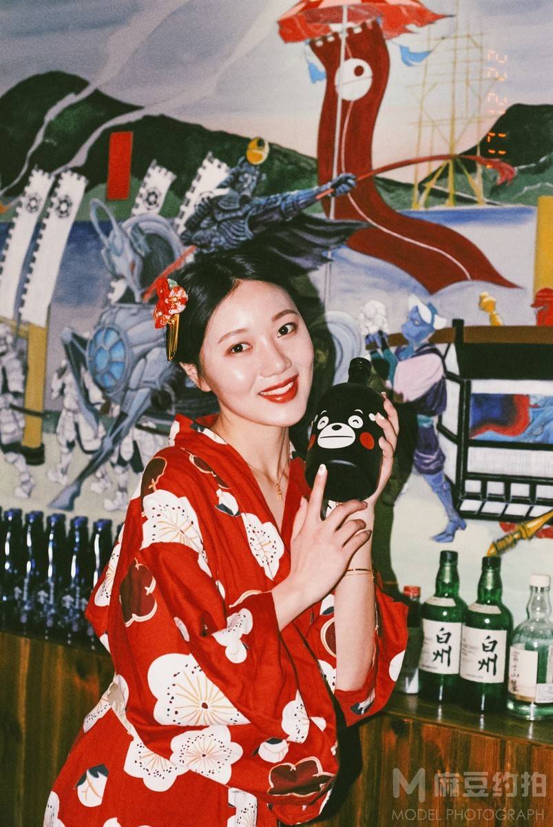 妆容模特