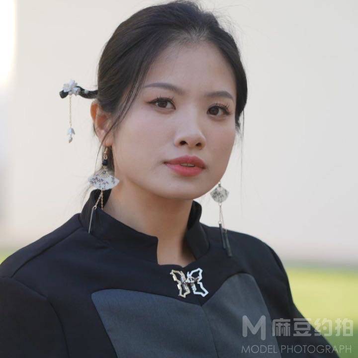 妆容模特