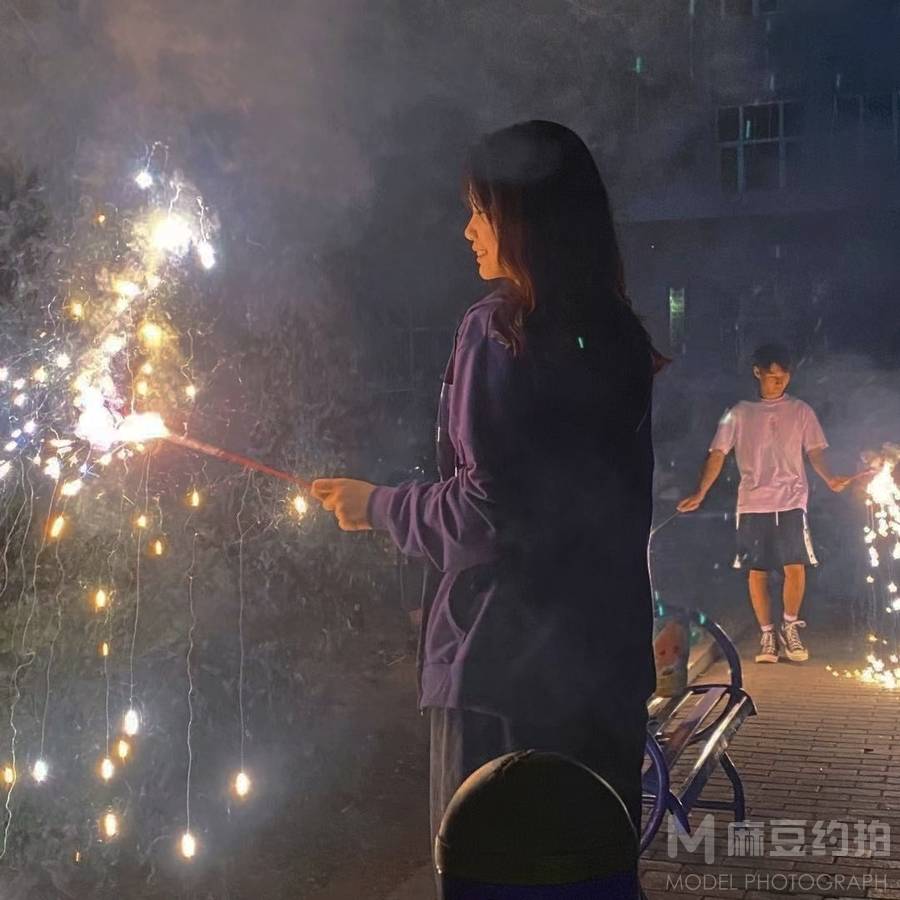 情侣模特
