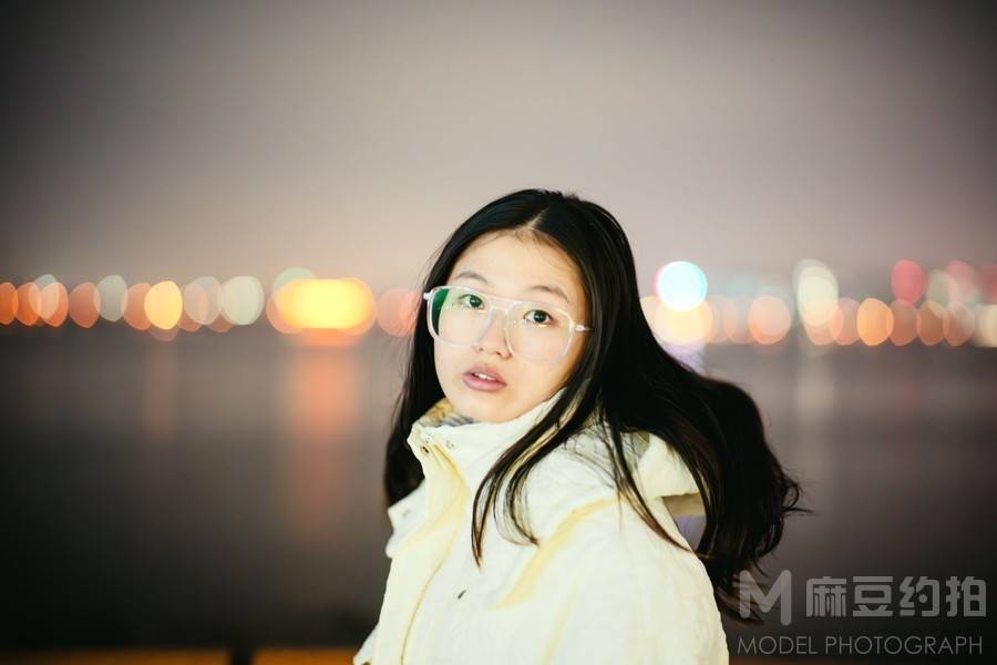 夜景模特