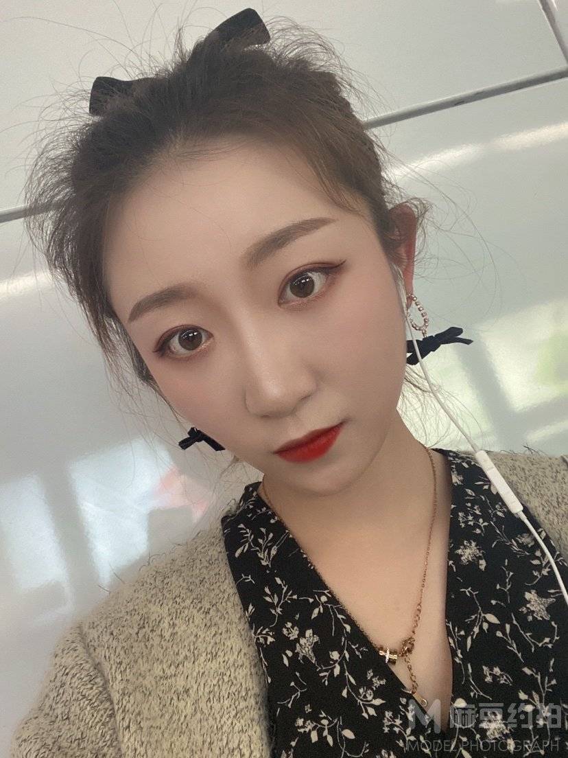 商务模特