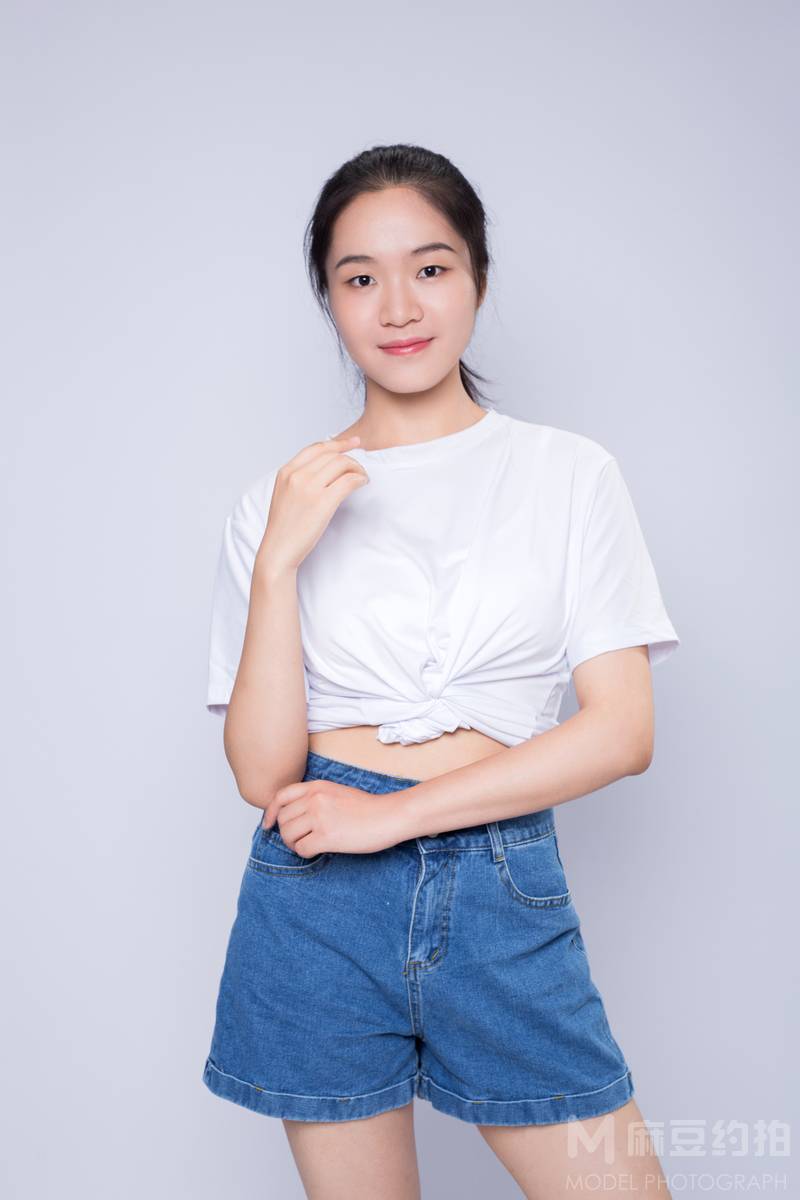 清新模特