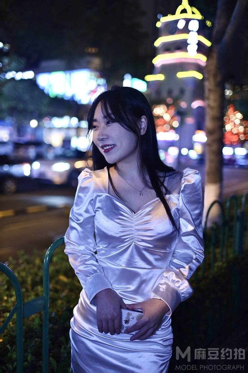 夜景模特