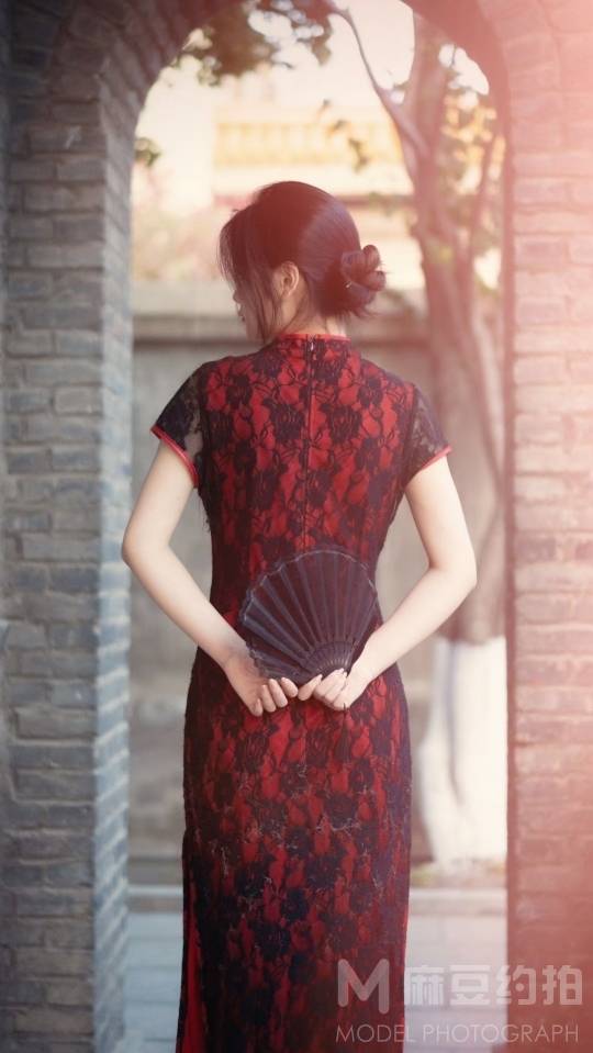 胶片模特