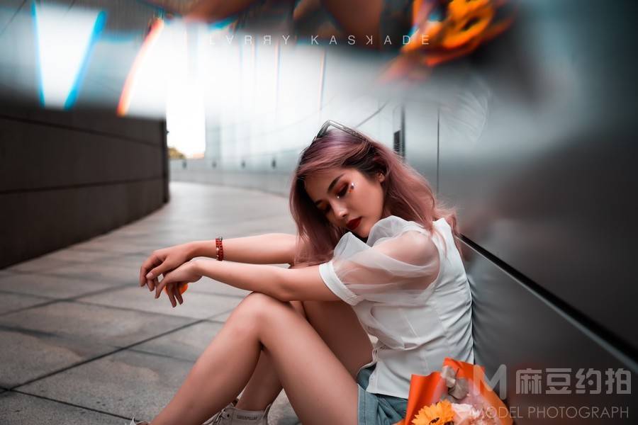 情绪模特