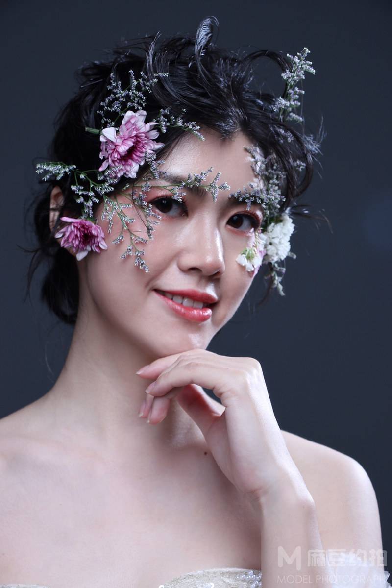 妆容模特