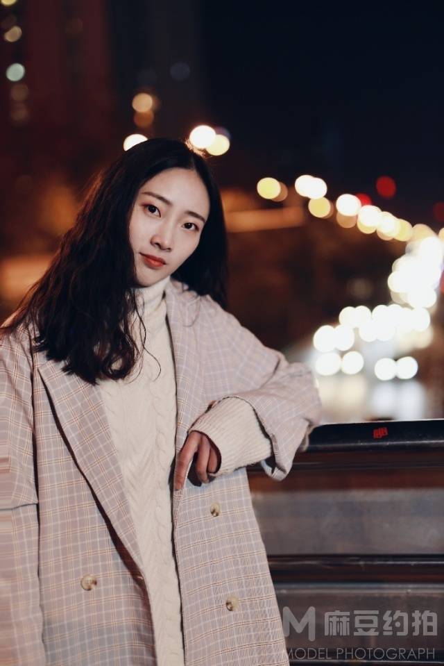 夜景模特