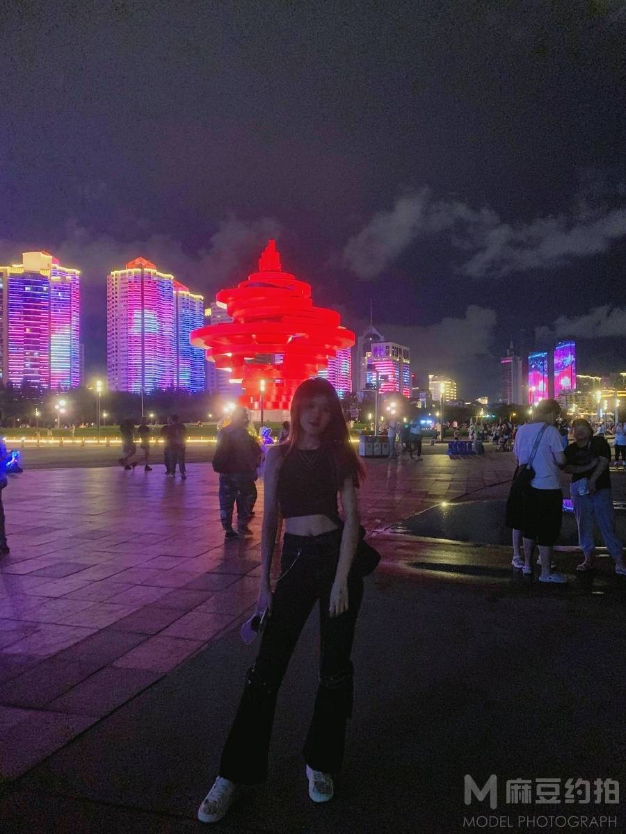 胶片模特