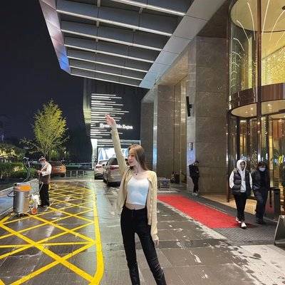 校园模特