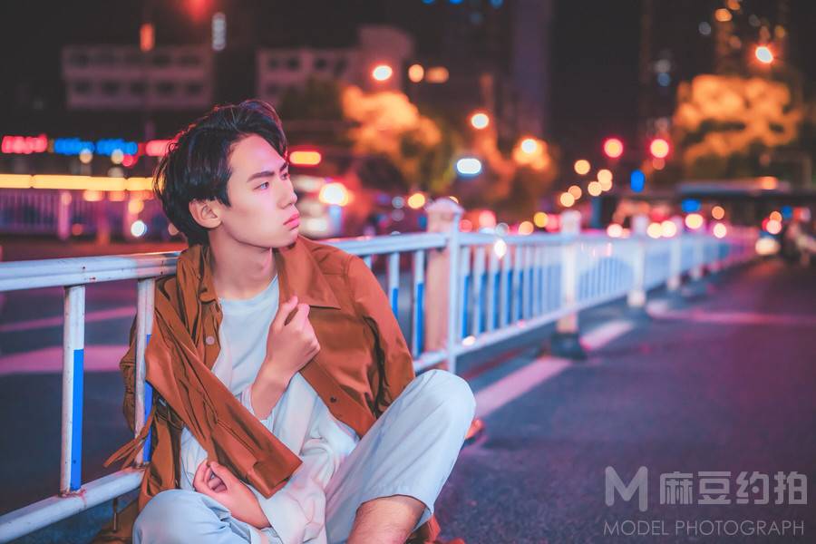 夜景模特
