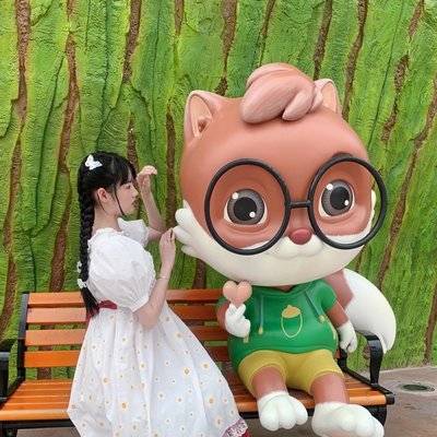 校园模特