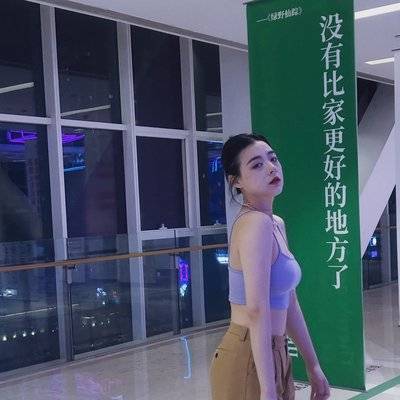 黑白模特