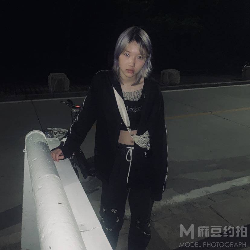 暗黑模特