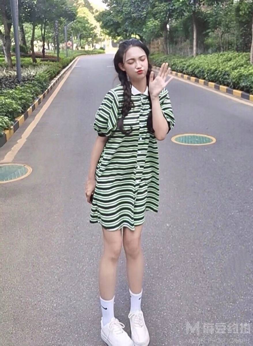 清新模特