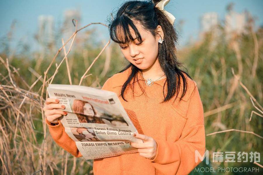 情绪模特