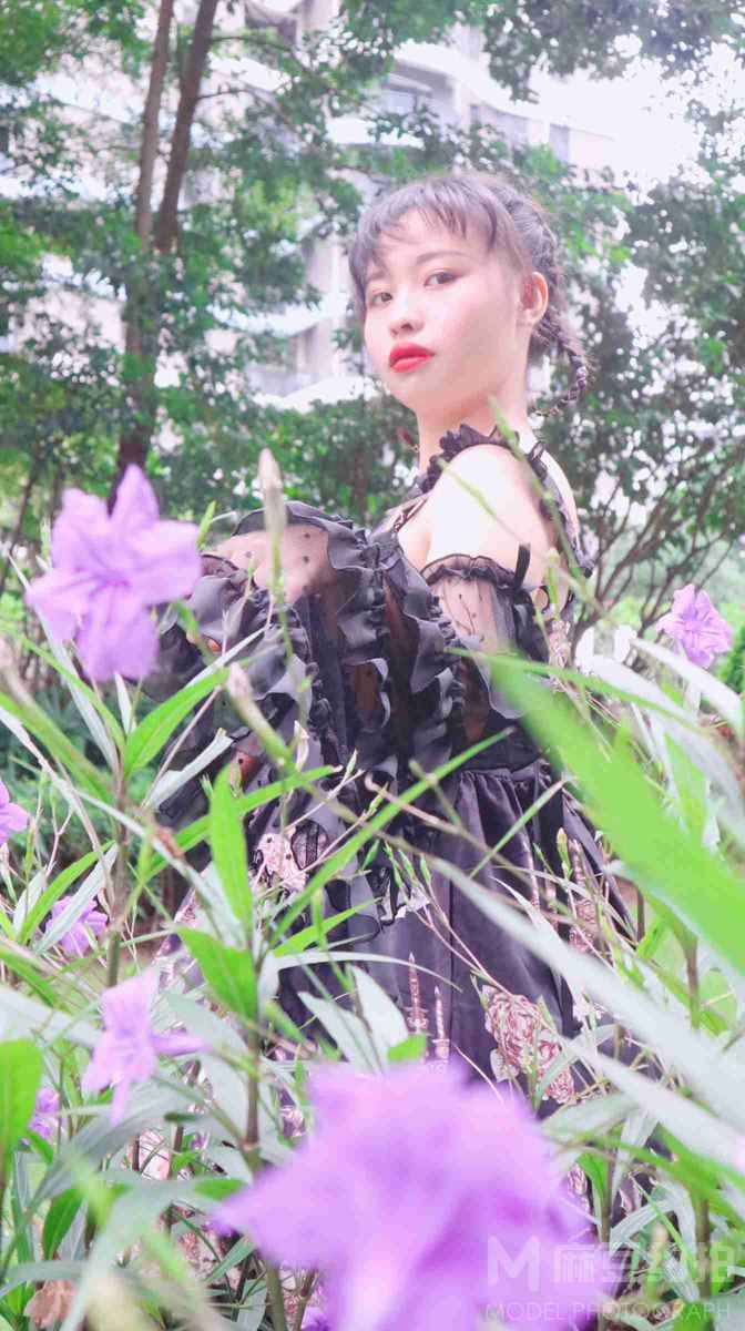 暗黑模特