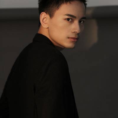 黑白模特