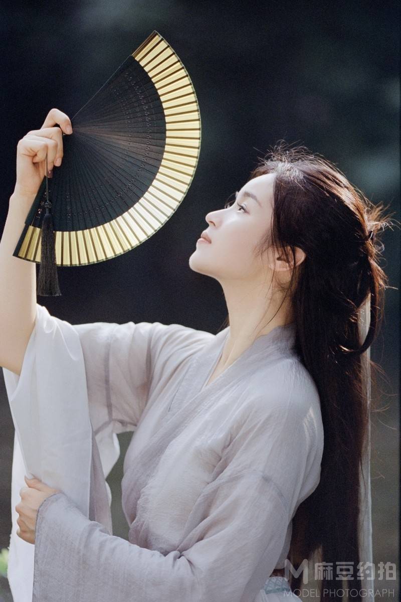 胶片模特