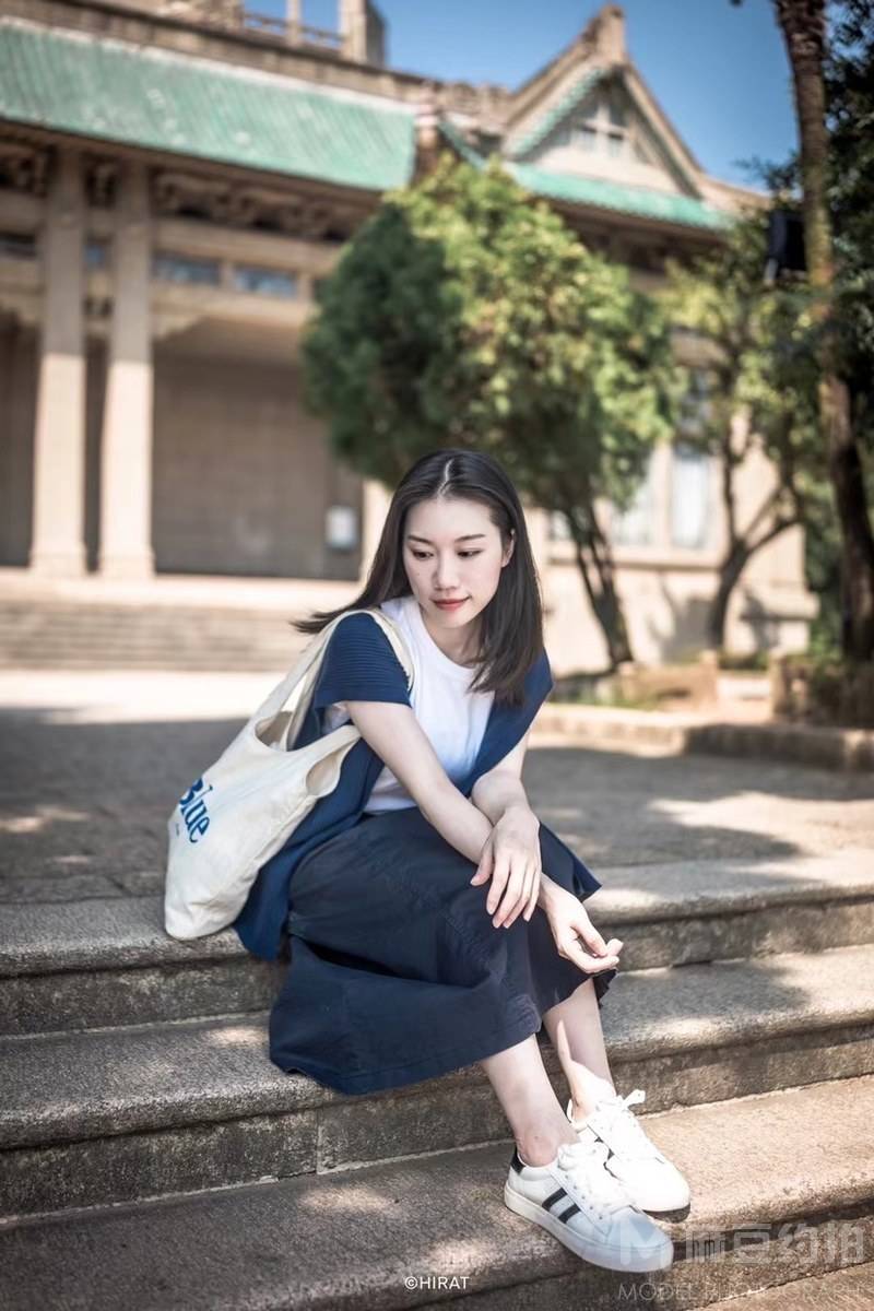 清新模特