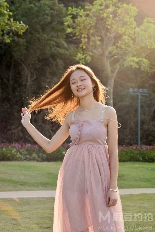 清新模特