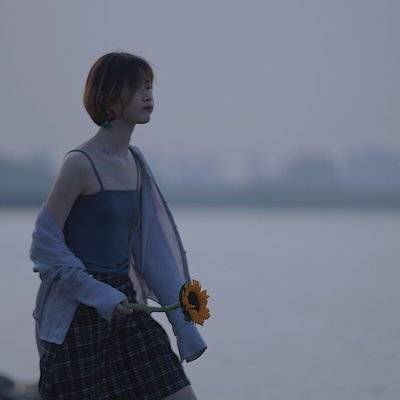 情绪模特