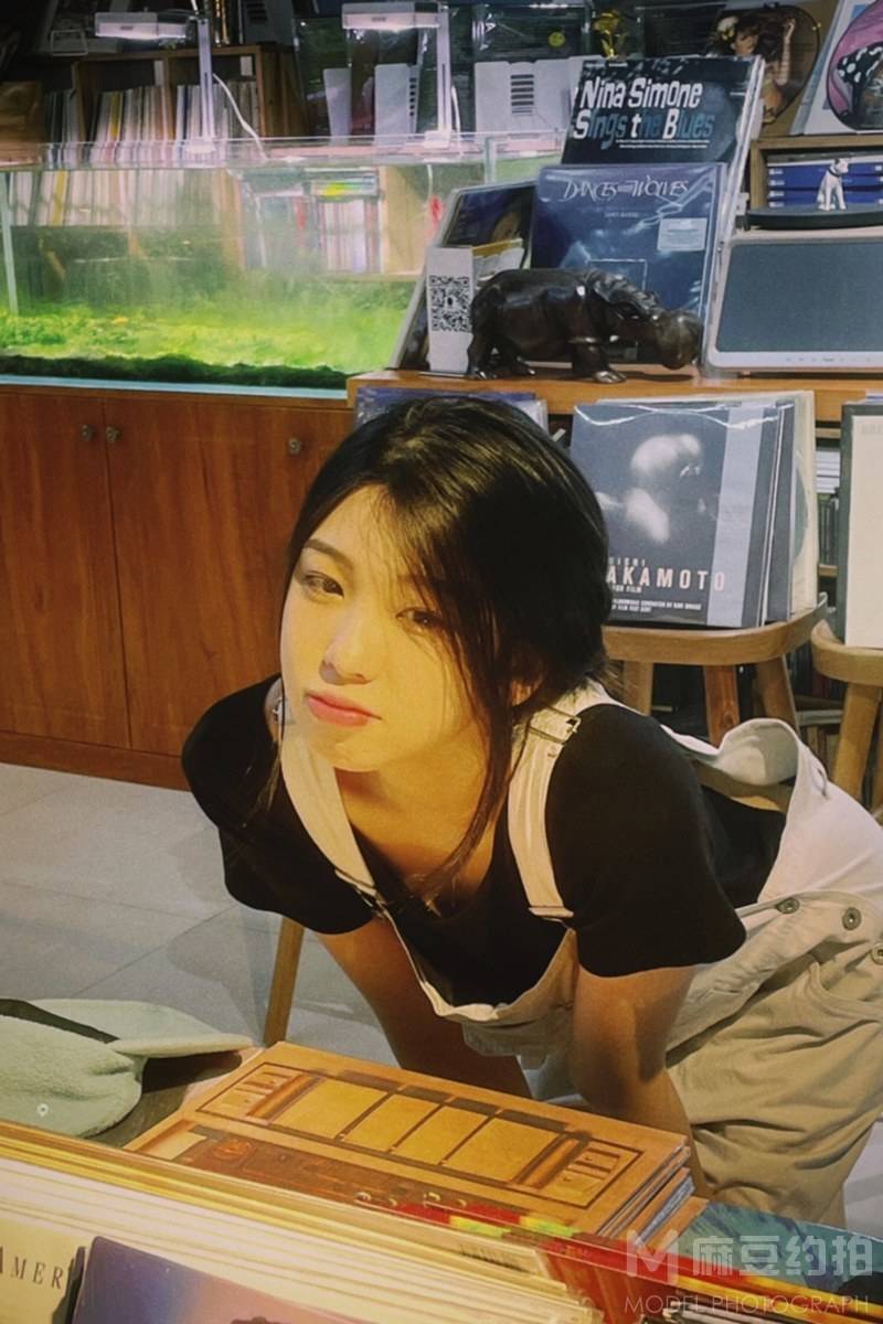 胶片模特