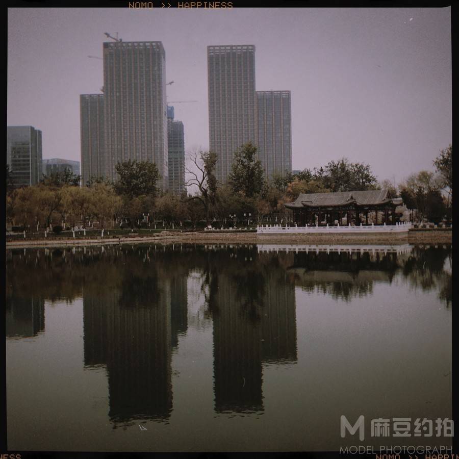 情侣模特