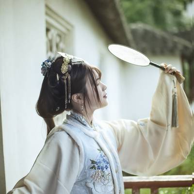 汉服模特