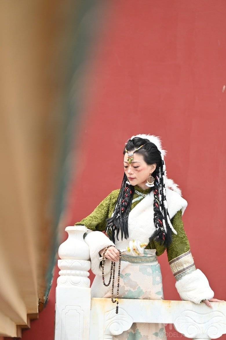 妆容模特