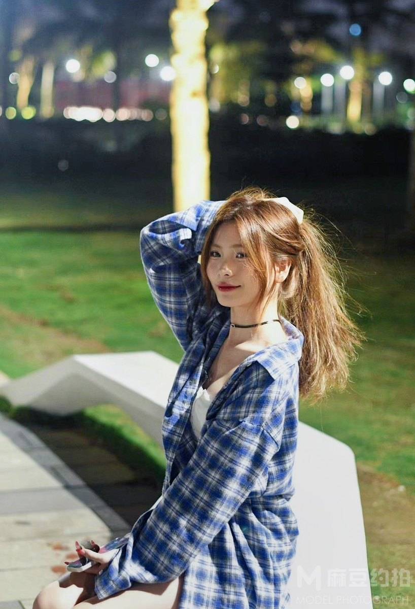 夜景模特