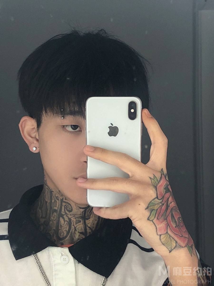 暗黑模特