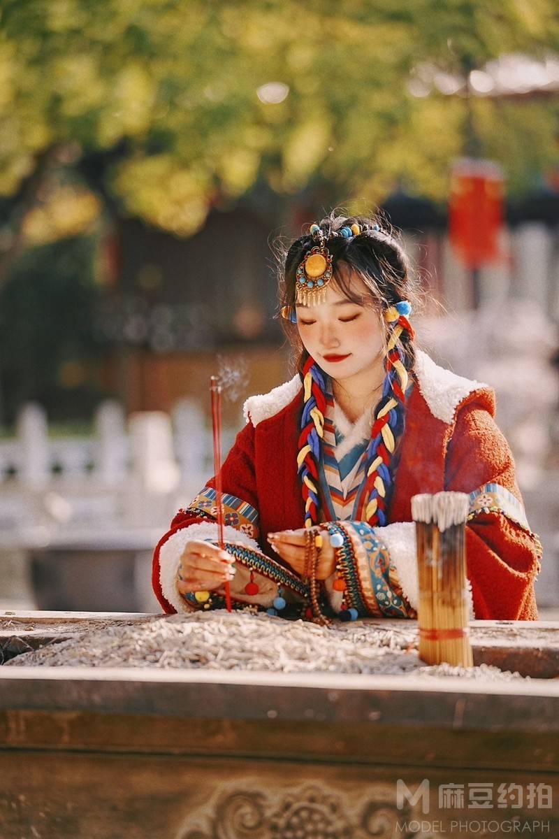 汉服模特
