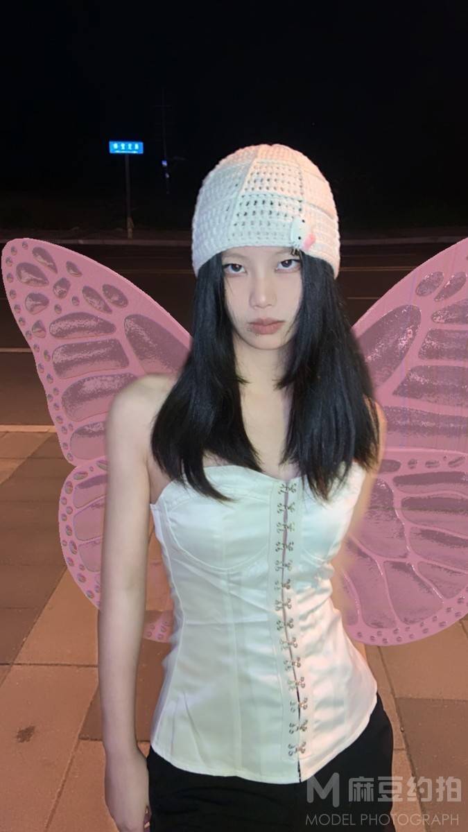 胶片模特