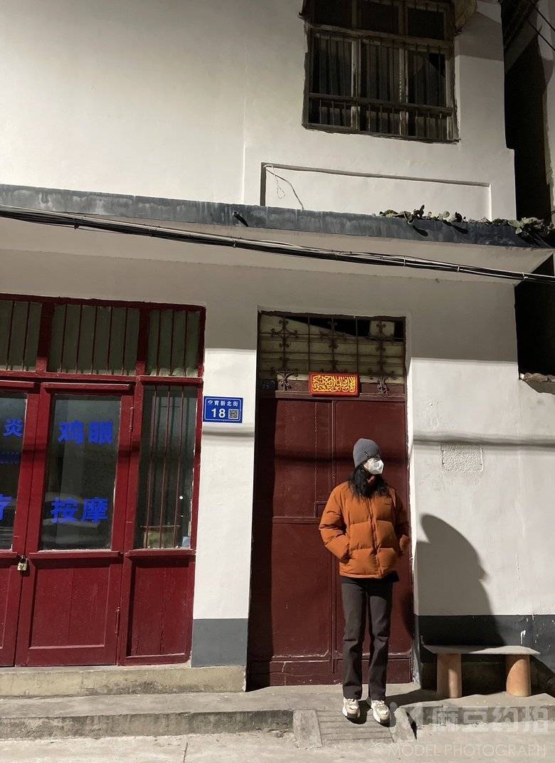 校园模特