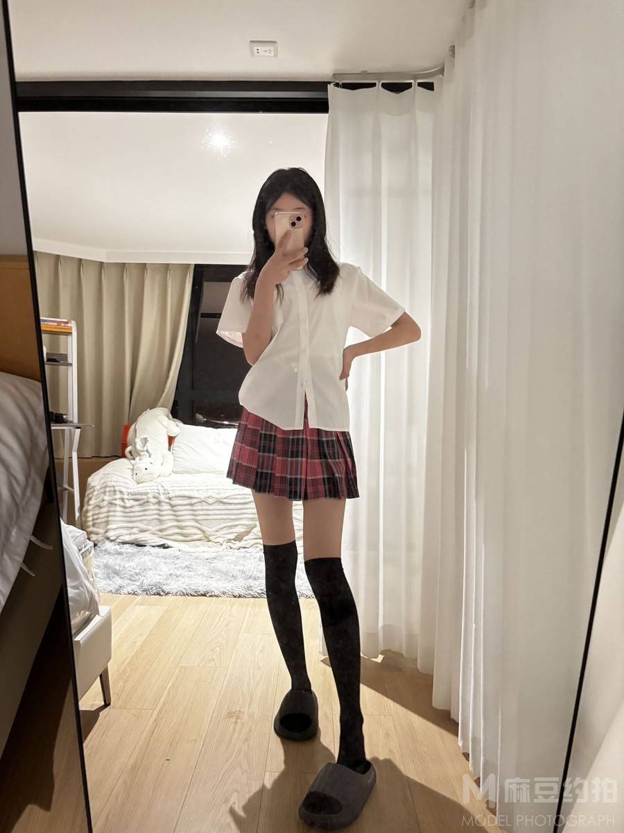 黑白模特