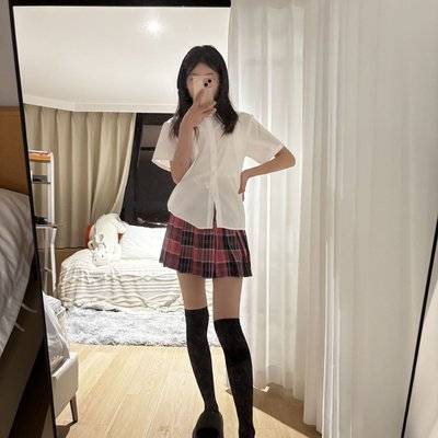 黑白模特