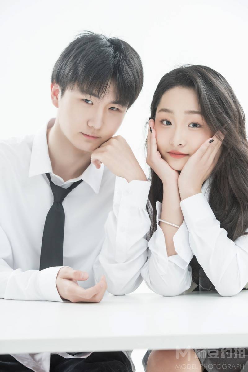 情侣模特