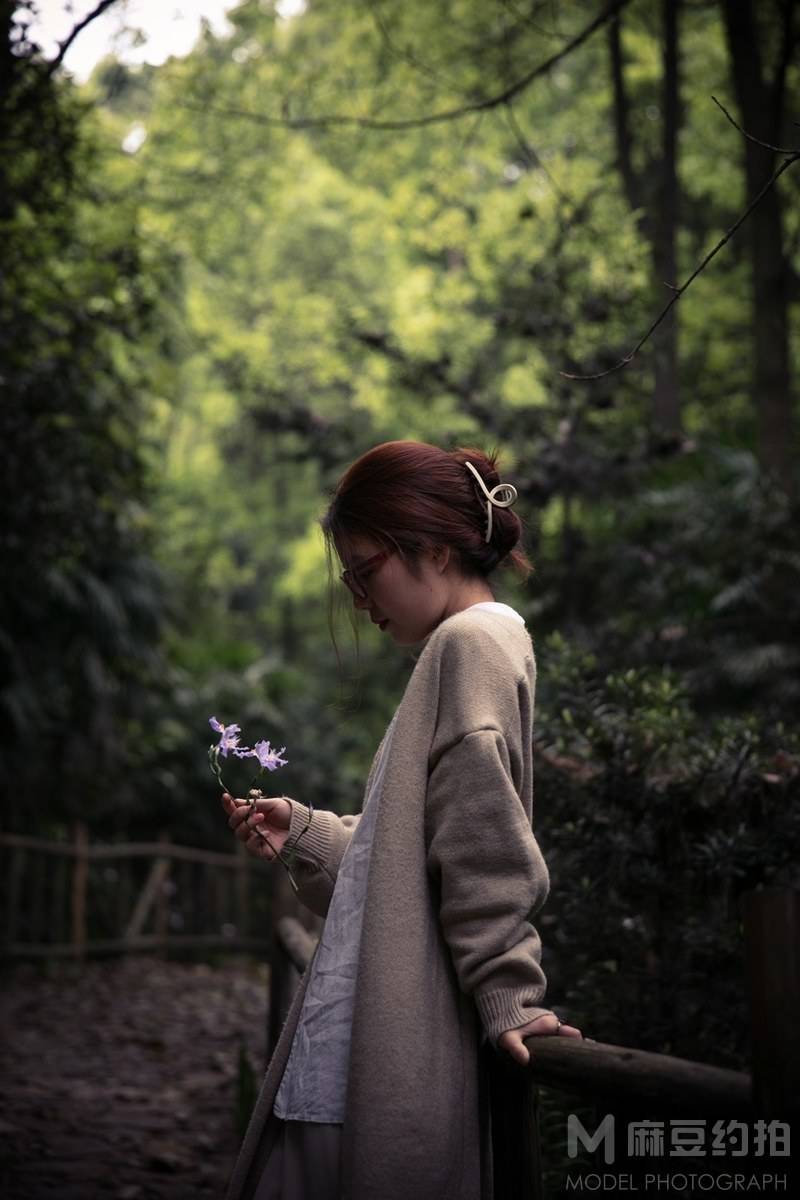 清新模特