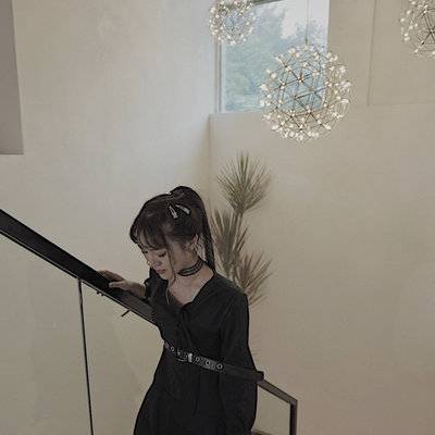 黑白模特