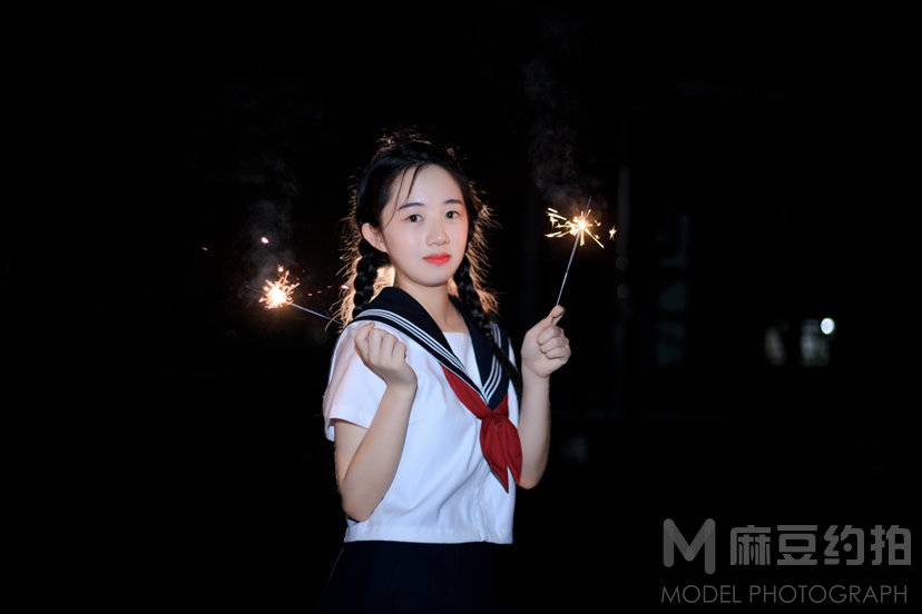 夜景模特