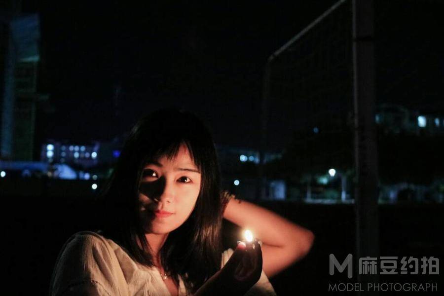 夜景模特