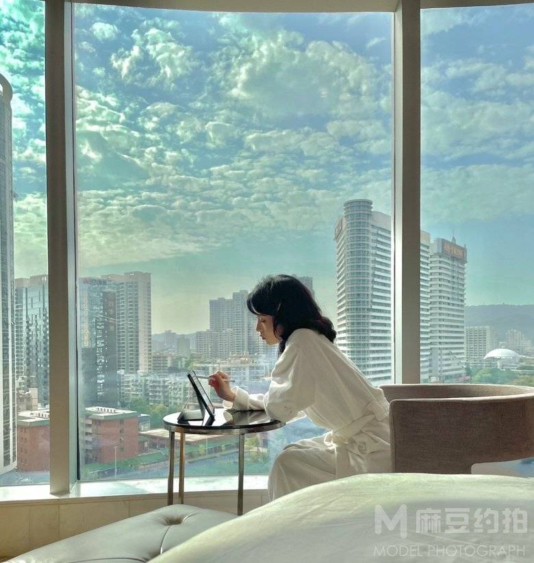妆容模特