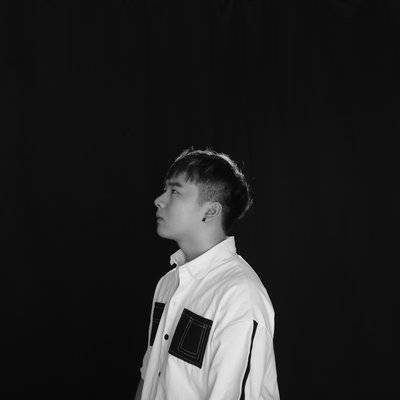 黑白模特